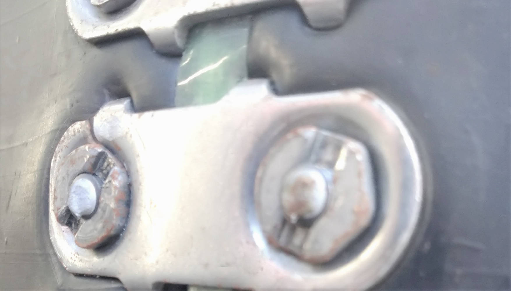 140 clips 140 fasteners 190 fasteners